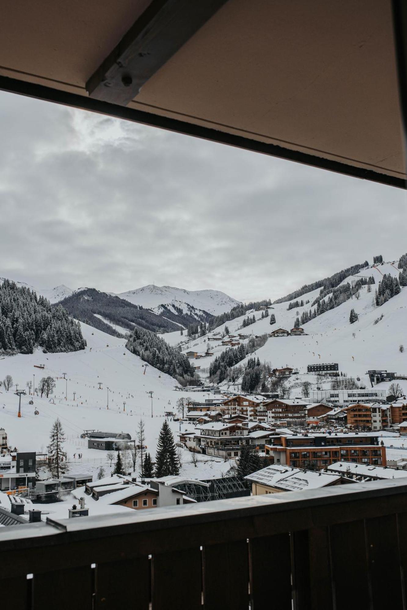 Appartement Conrad Saalbach-Hinterglemm Exterior foto